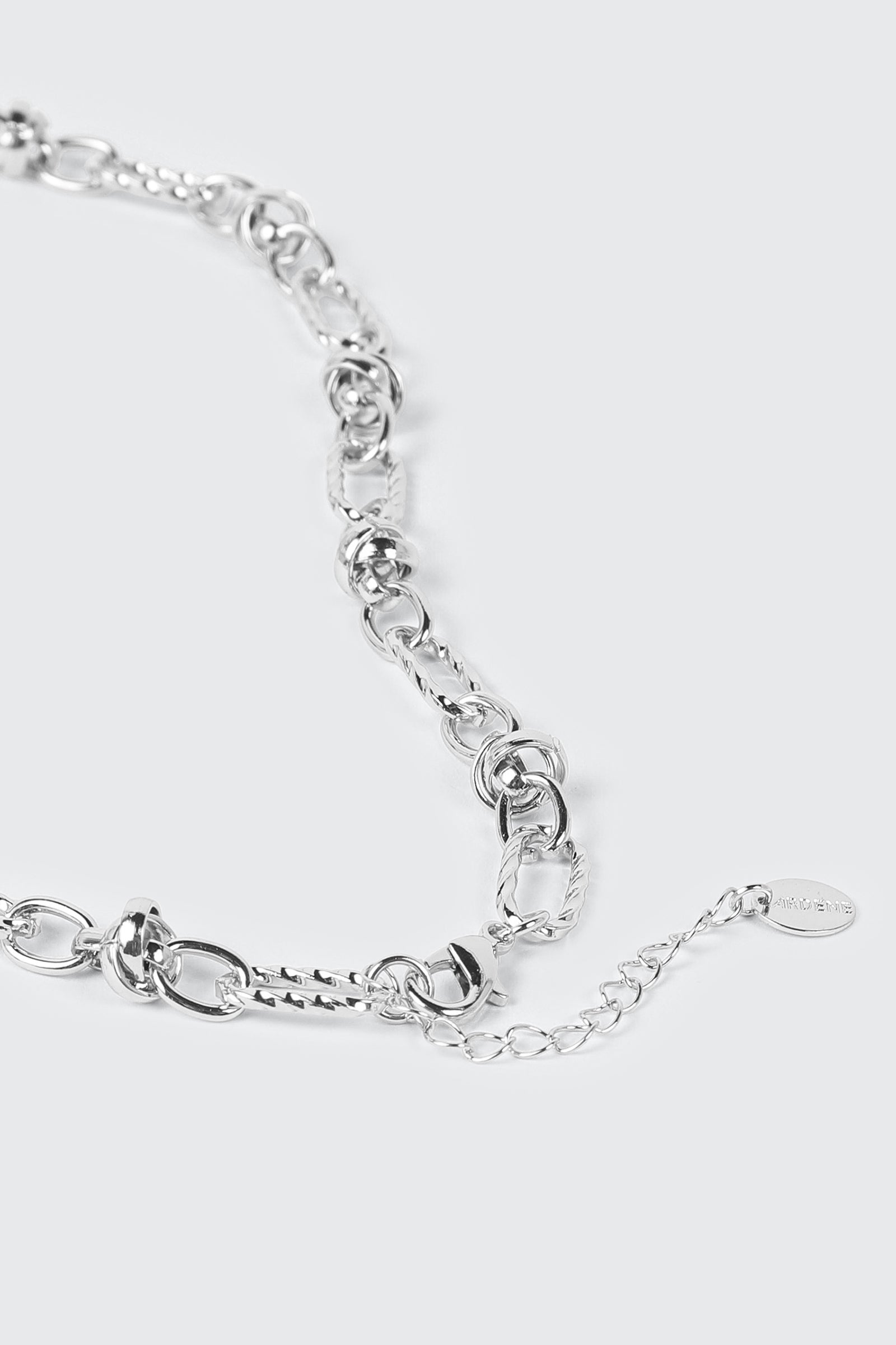 Interlinked Chain Necklace