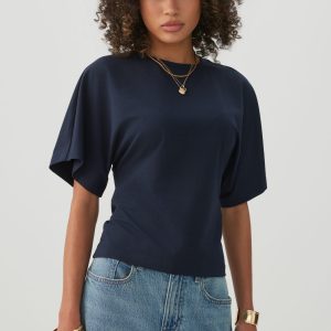 BASICORE™ Batwing Top