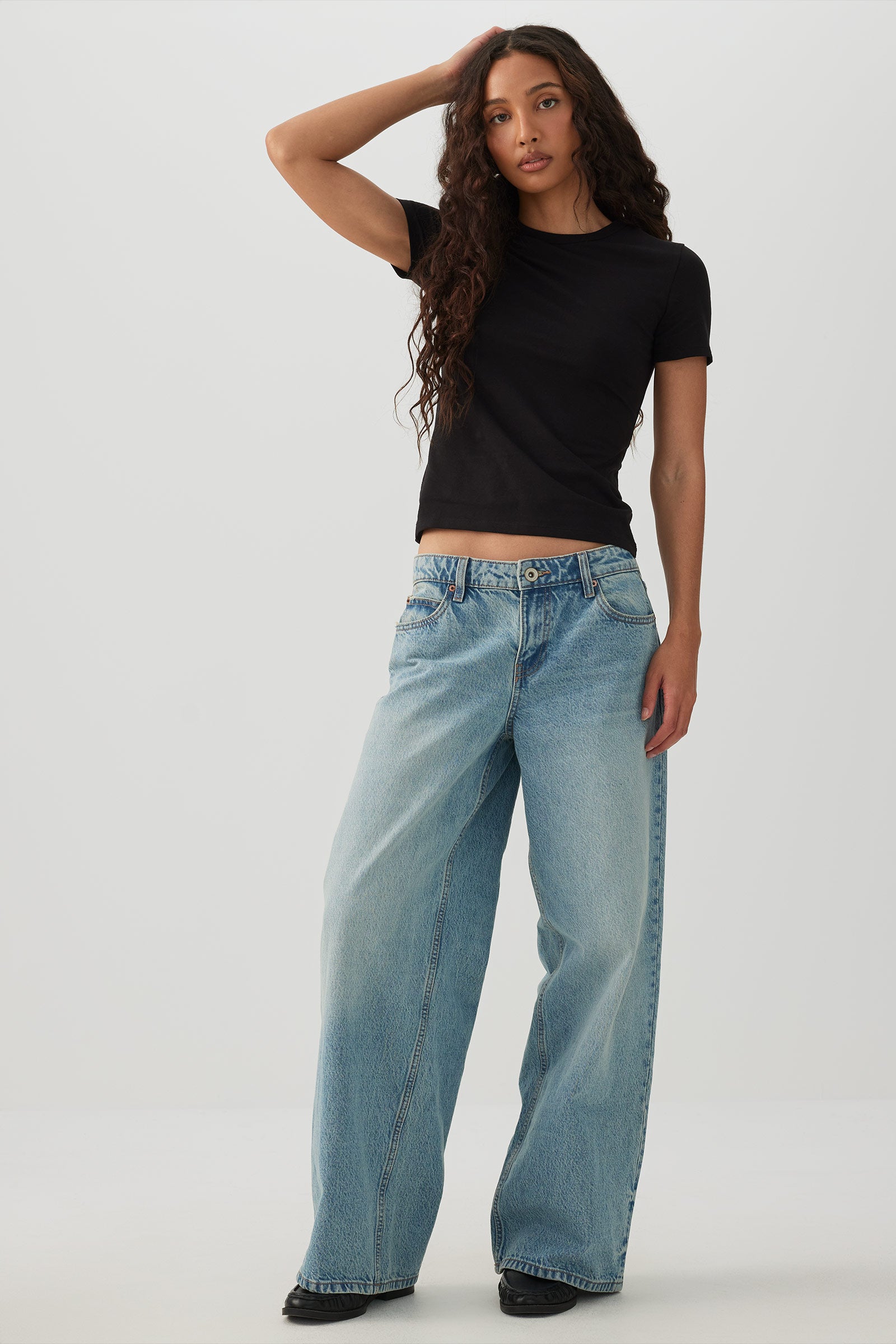 BASICORE™ Fitted T-Shirt