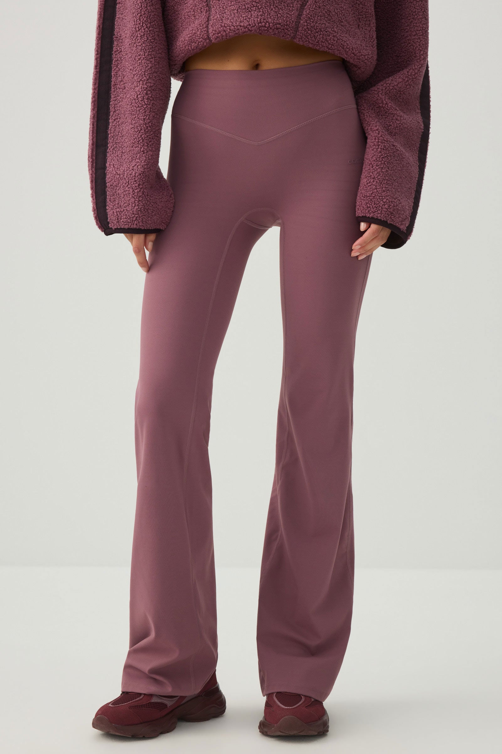camactive PEAKTECH™ Flare Legging