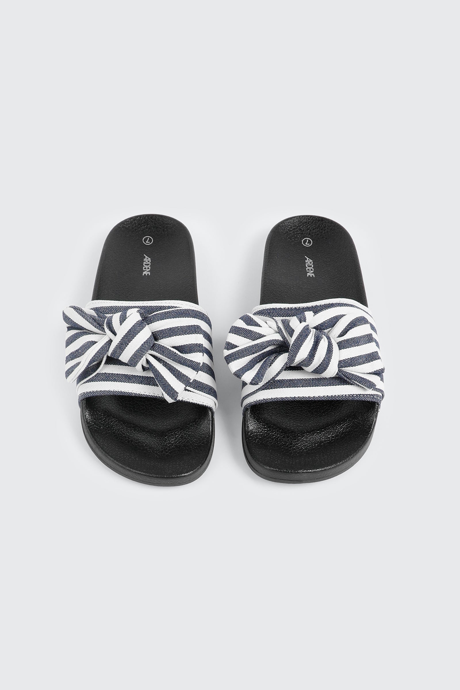 Bow Pool Slides