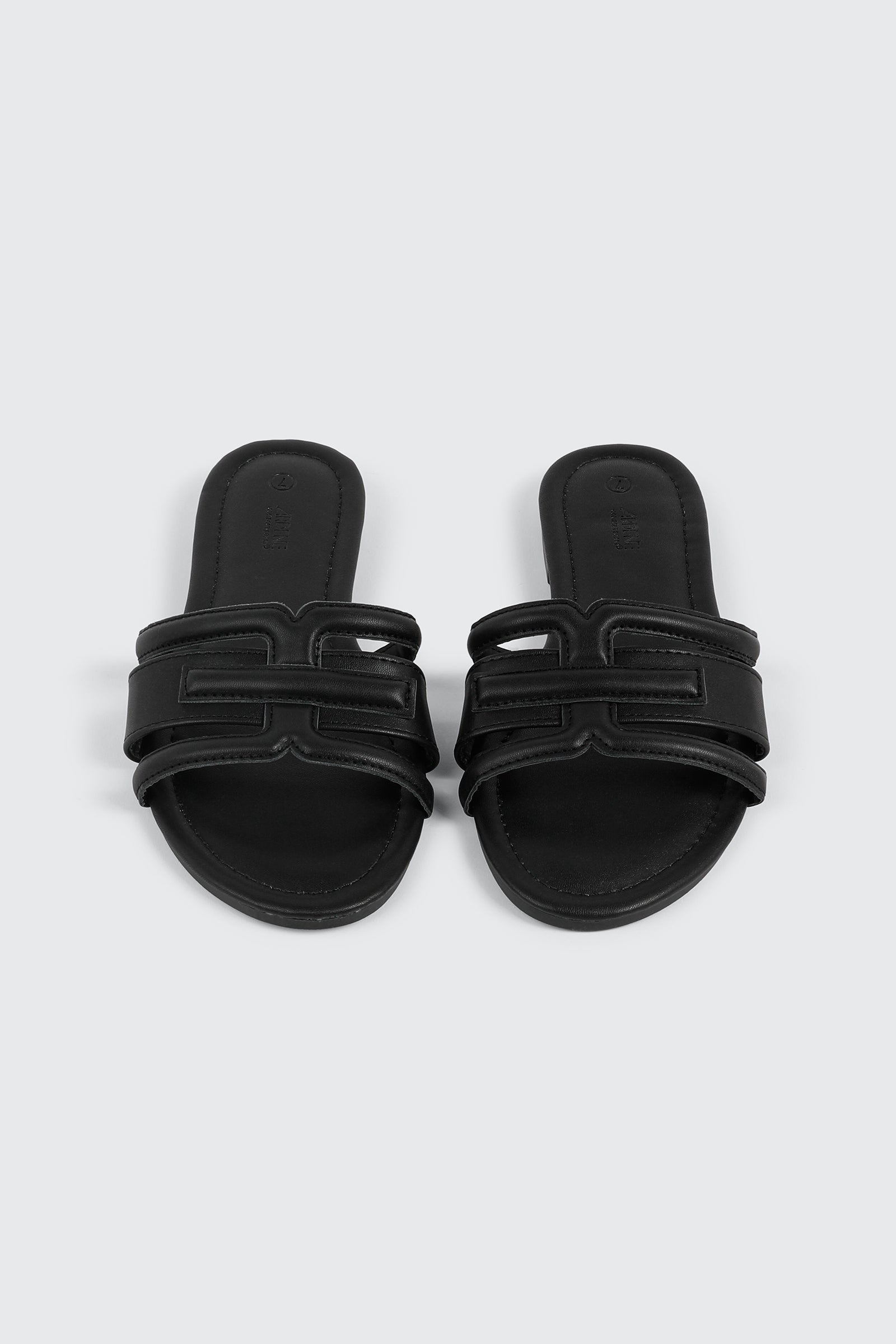 Round Toe Flat Sandals