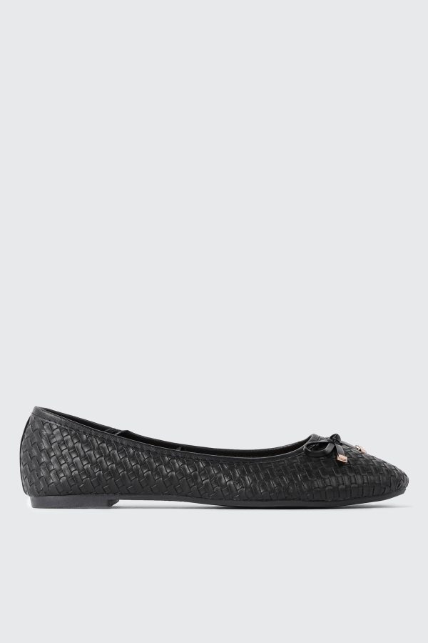 Woven Round Toe Ballet Flats
